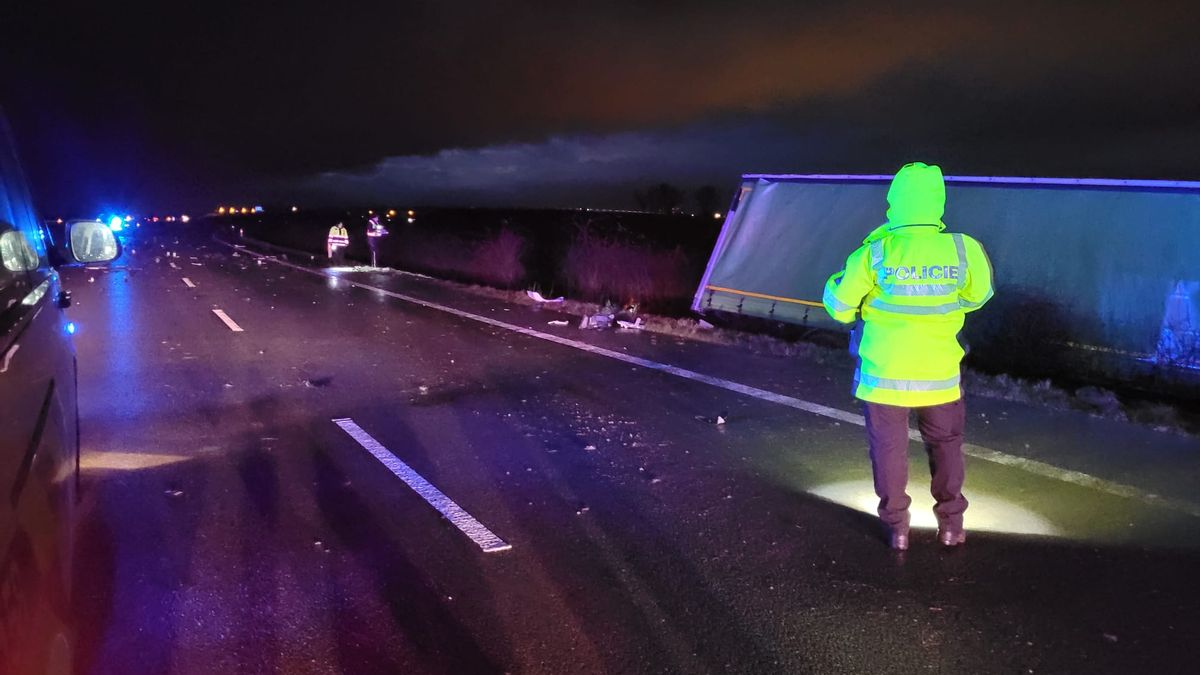 Smrtelná nehoda mezi Pardubicemi a Chrudimí, hlavní tah byl uzavřen